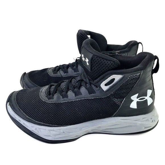 Under Armour BGS Jet 2018‎ Boys Size 5Y Black Basketball Shoes Lace Up 3020948 - Picture 4 of 8
